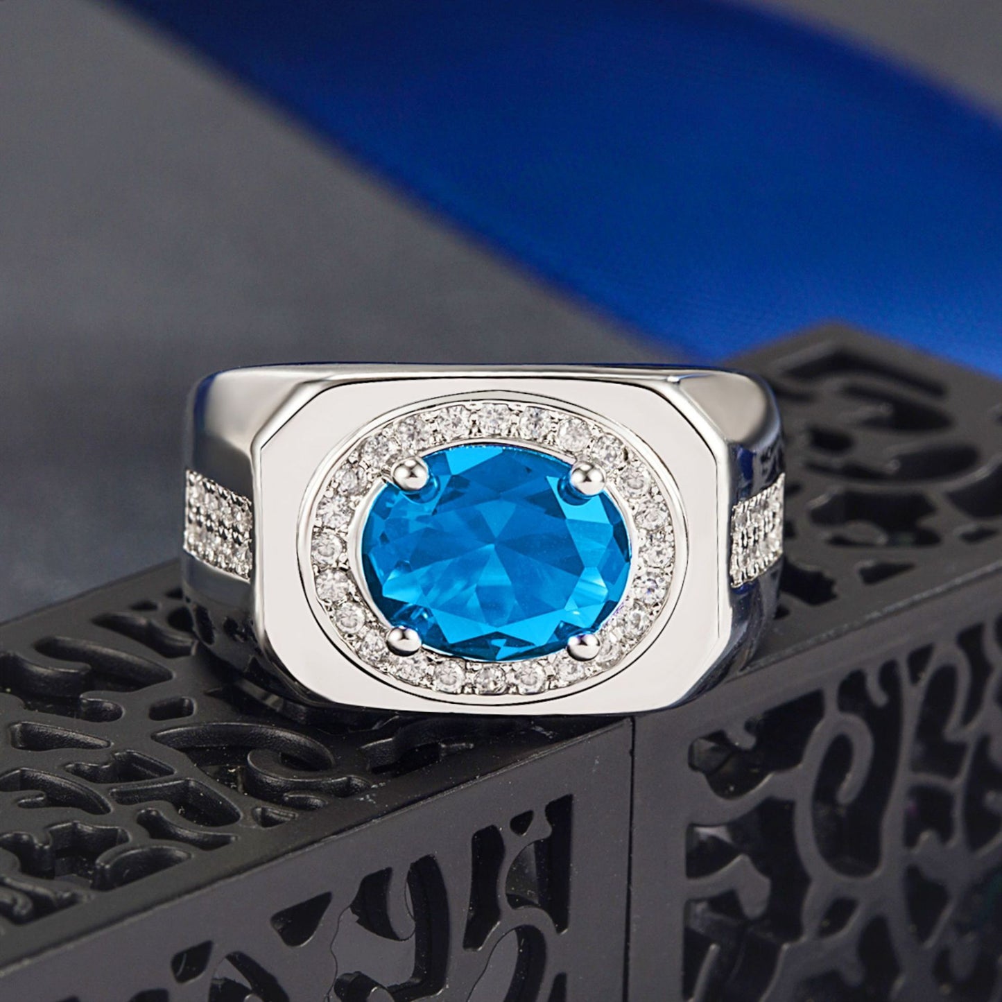 Fashion Oval Diamond Inlaid Color Gemstone Ring Blue Stone Ring