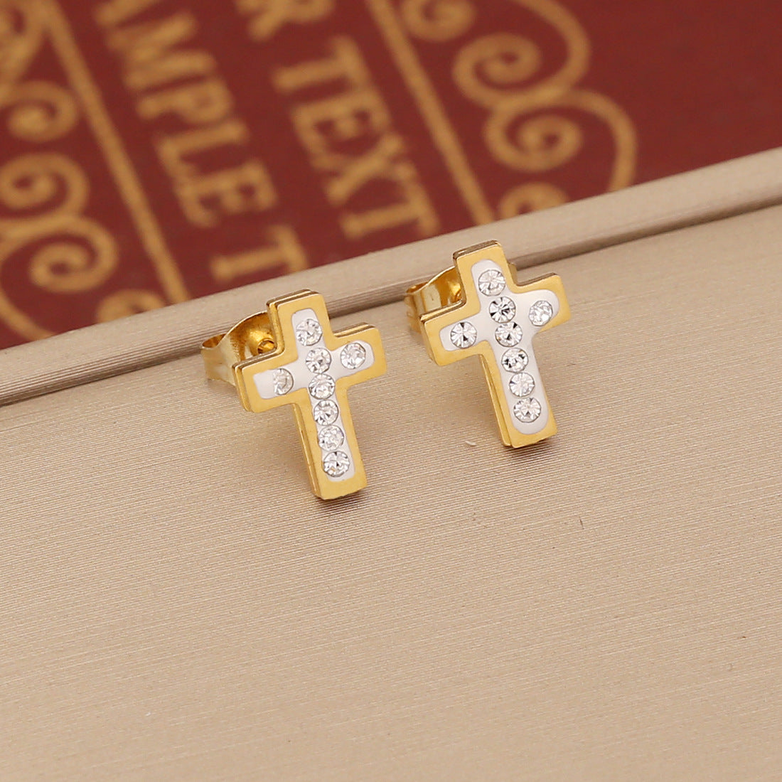 Fashion Stainless Steel Earrings Temperament And Fully-jewelled Heart-shaped Earrings