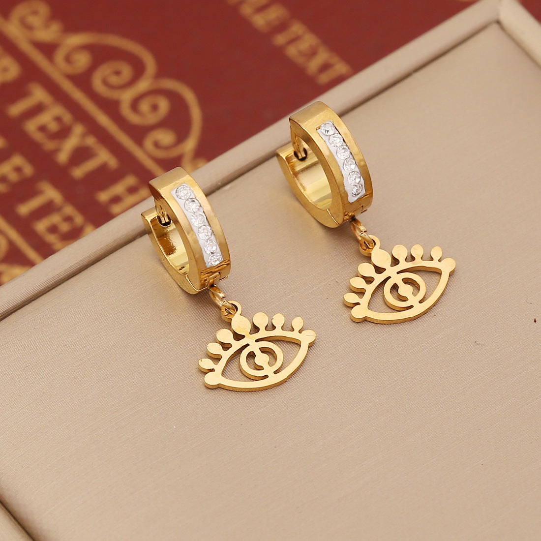 Fashion Stainless Steel Earrings Temperament And Fully-jewelled Heart-shaped Earrings