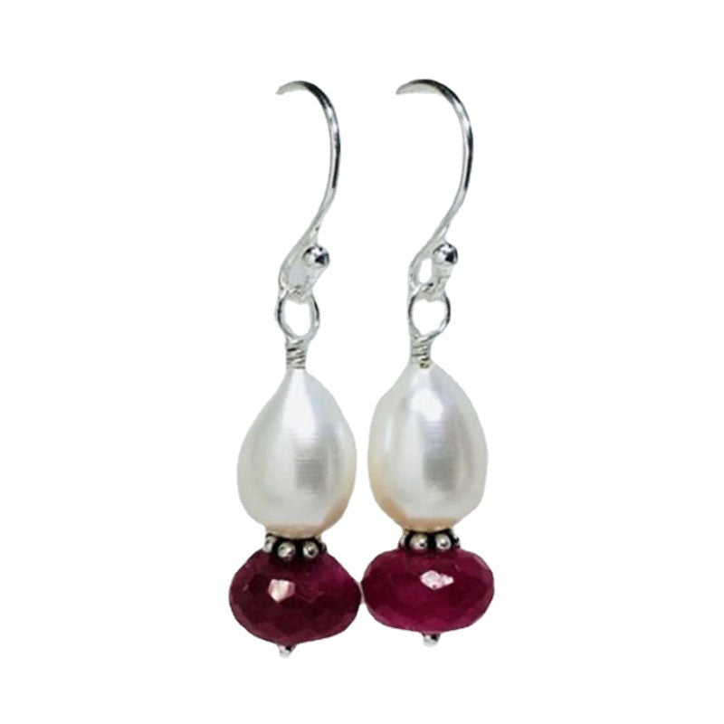 Graceful And Fashionable Drop-shaped Natural Pearl Earrings