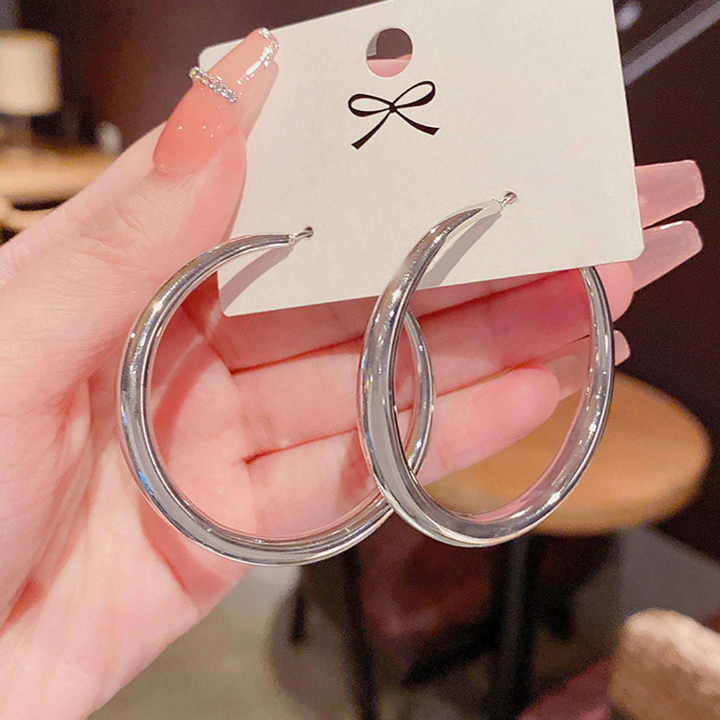 Simple Exaggerated Temperamental Big Circle Earrings Women