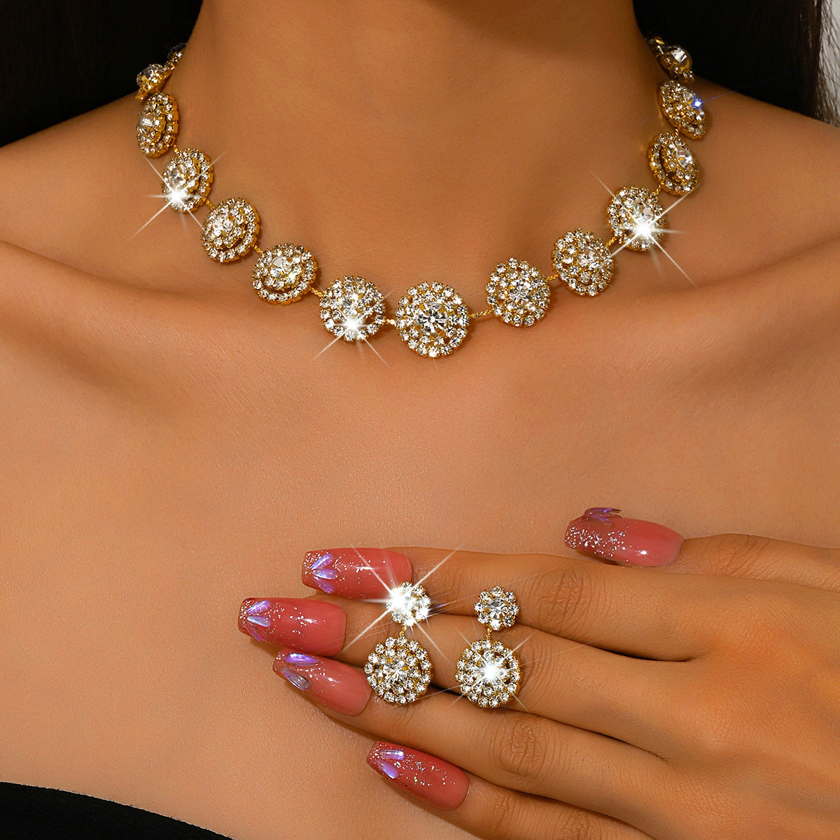 Popular Luxury Round Rhinestone Quartz Necklace And Earring Suit