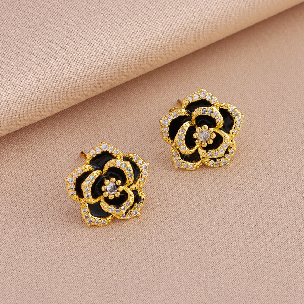 Temperament Entry Lux Micro-inlaid Zirconium Black Rose Necklace