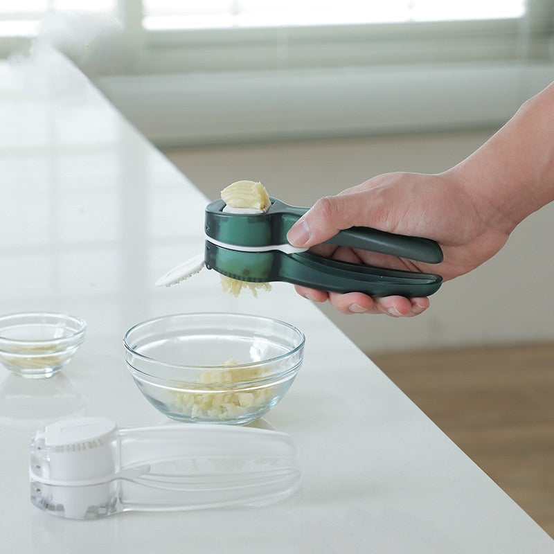 Kitchen Gadgets Multifunctional 2-in-1 Garlic Press Household Garlic Masher